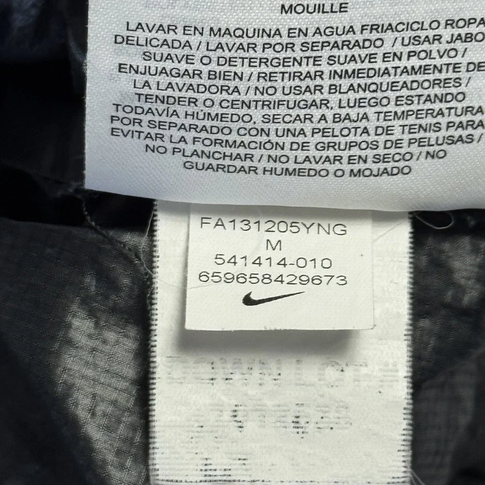 Nike description goose